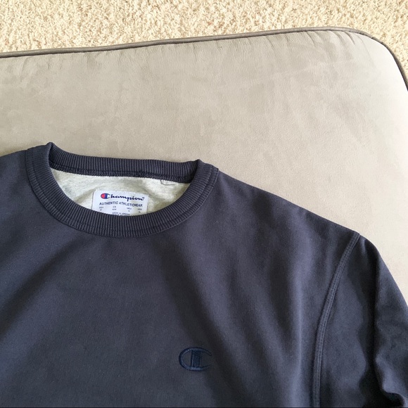 n e w | navy blue champion crewneck sweatshirt ✰ - Picture 5 of 6
